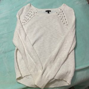 Small express sweater